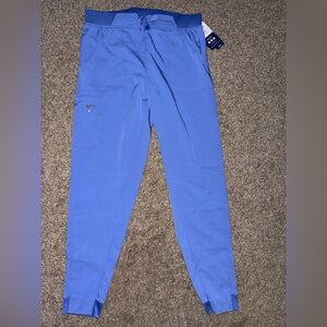 Adar Women’s Scrubs